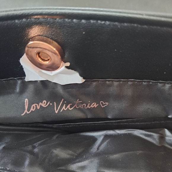 Victoria's Secret new with tag black tote bag with fringe faux leather - Picture 5 of 9